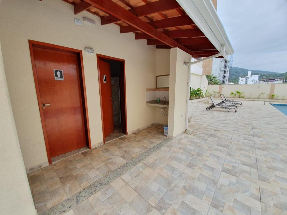 Lindo Apto Com 3 Quartos, Apenas 1 Quadra Da Praia Das Toninhas Appartement Ubatuba Buitenkant foto